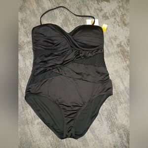 Nwt womens swimsuit